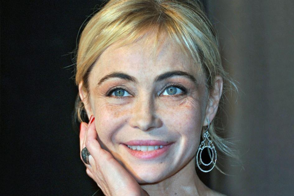 Casting figurants H/F 18/80 ans pour film avec Emmanuelle Béart : « Les Passagers » réalisé par Mikhaël Hers