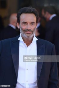 Casting pianistes pour doublure mains dans le téléfilm "Meurtre au Mont Saint-Michel" sur France 3 avec Anthony Delon