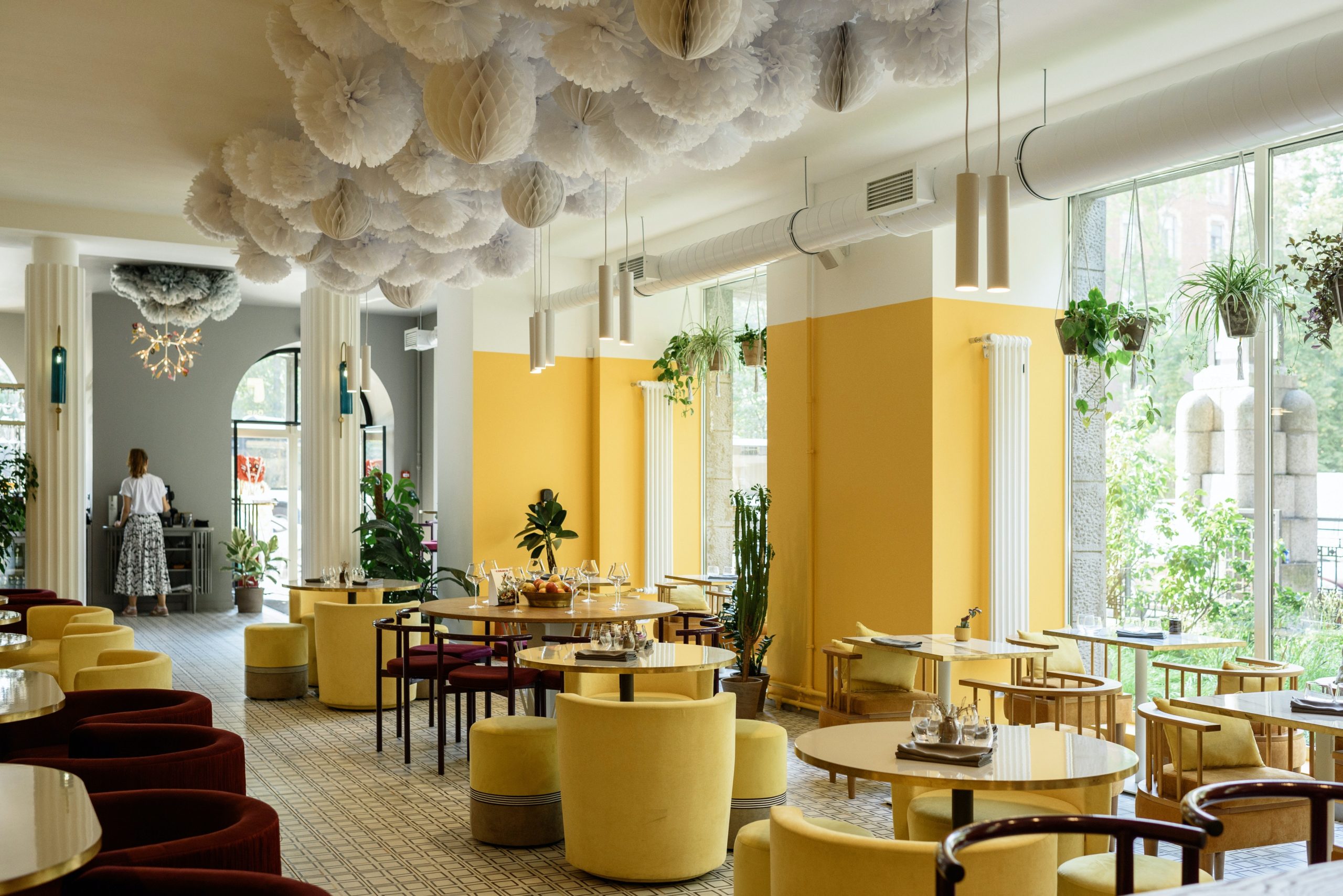 Casting nombreux figurants, 35 à 60 ans, pour incarner les clients d’un restaurant dans le film « Neneh Superstar » de Ramzi Ben Sliman avec Maïween et Aïssa Maïga