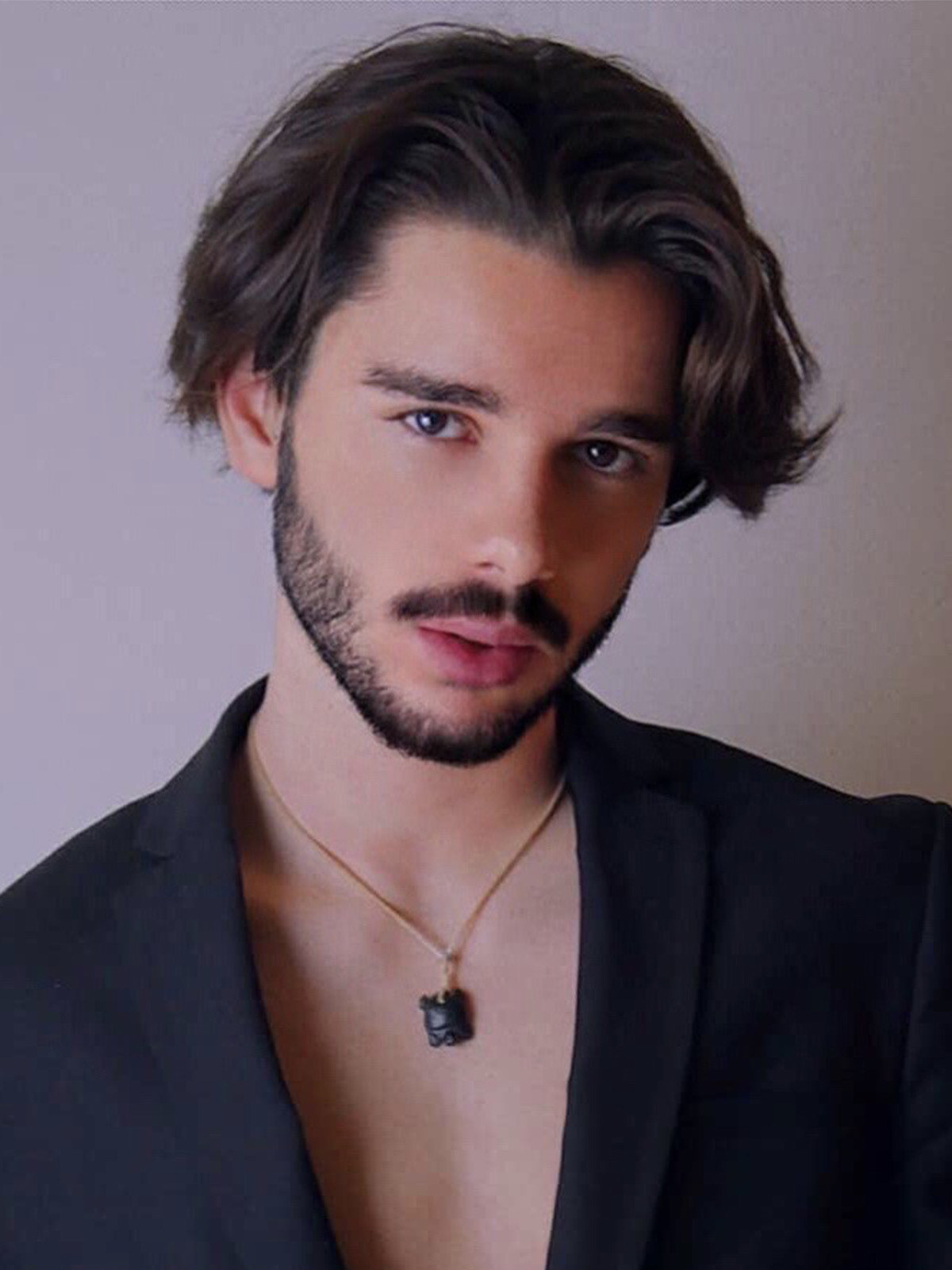 Casting comédienne entre 20 et 30 ans, pour le rôle principal du film « Somnia Flores 2 », de Léo Boucry