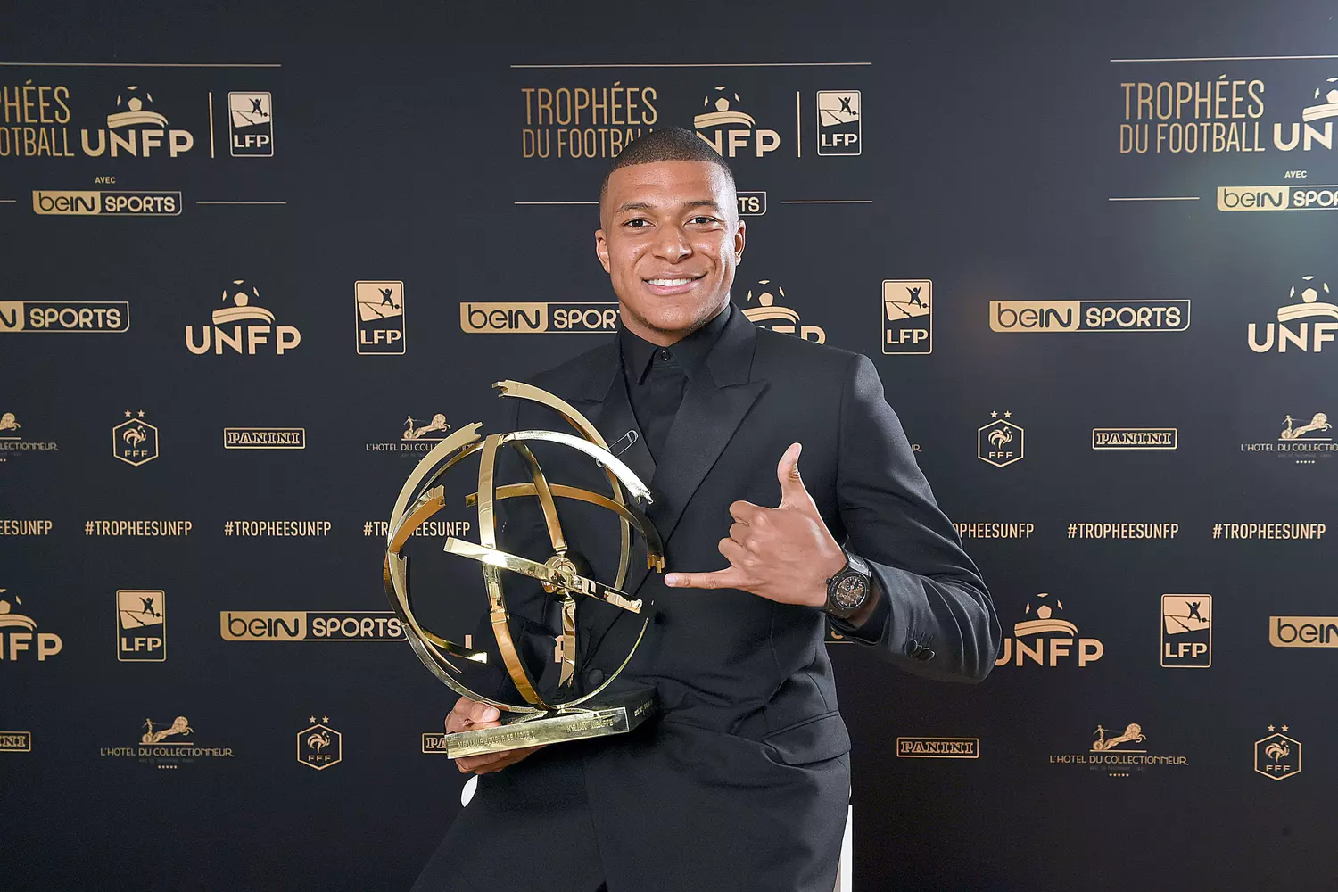 Offre d’emploi Job d&rsquo;hôtesse pour la cérémonie Les Trophées du Football 2024 à Paris