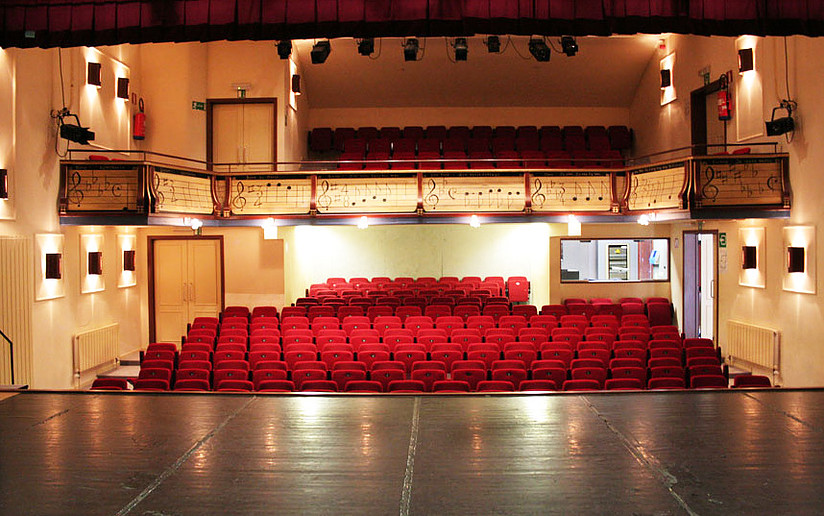 Recherche comédien dans le Loiret pour une pièce de théâtre