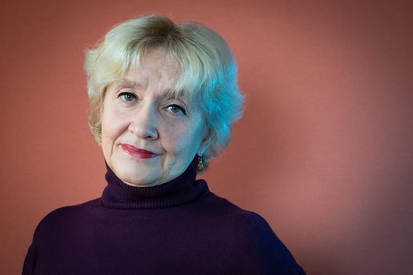 Casting comédienne de 45 à 60 ans à Meise en Belgique pour une silhouette parlante dans la série RTBF Vital