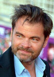 clovis cornillac réalisateur, acteur et comédien