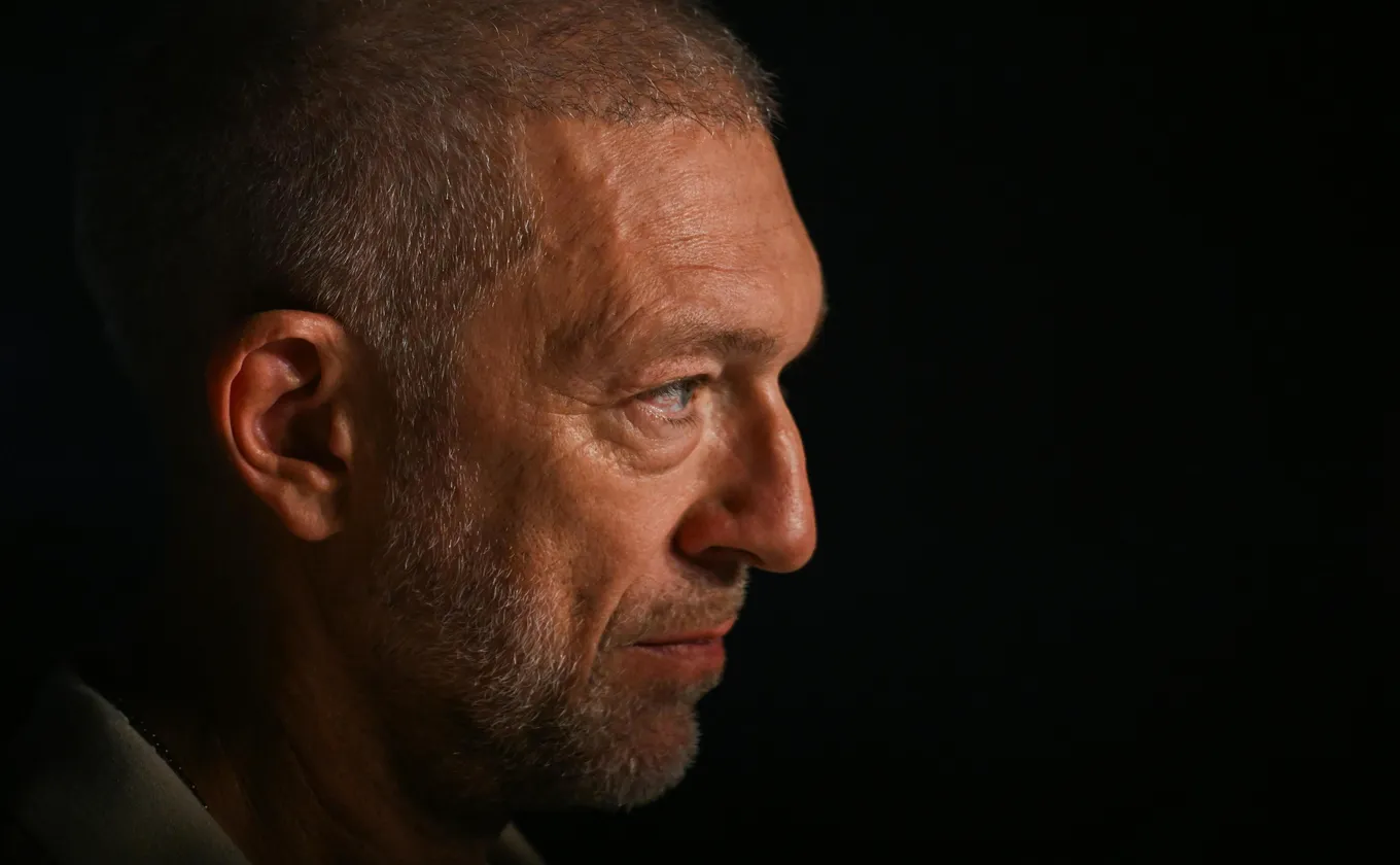 Casting figurants hommes barbus de 18 à 70 ans sur Paris pour le film Quasimodo avec Vincent Cassel