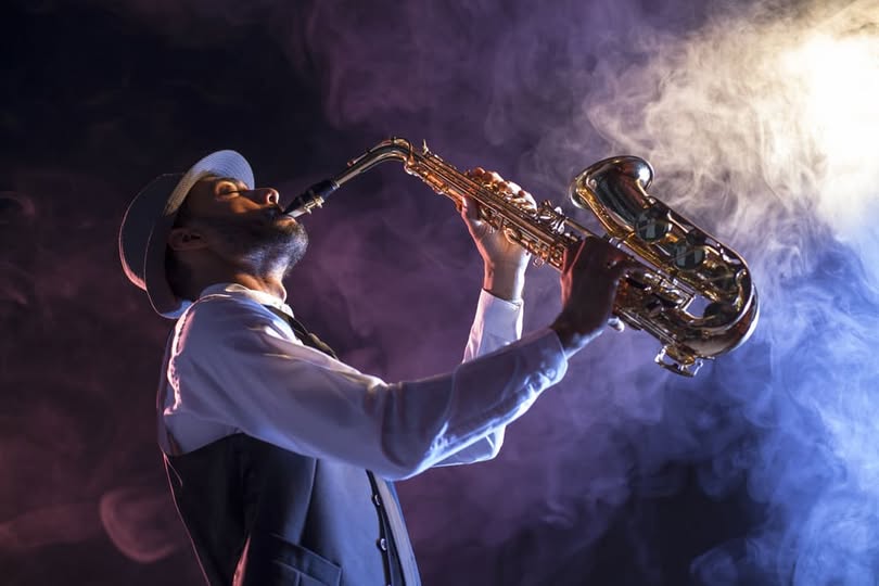 Casting saxophoniste à Bruxelles pour le film Marave avec Ramzy Bedia et Redouane Bougheraba