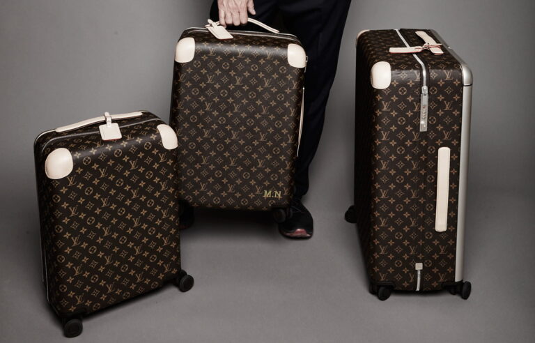 Casting figurants ayant des bagages de marques de luxe