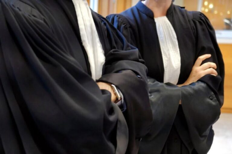 Casting comédiens à Liège en Belgique pour jouer des avocats dans la série Eifeltod