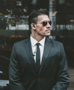 Casting silhouette homme pour la série Lakestone en Belgique