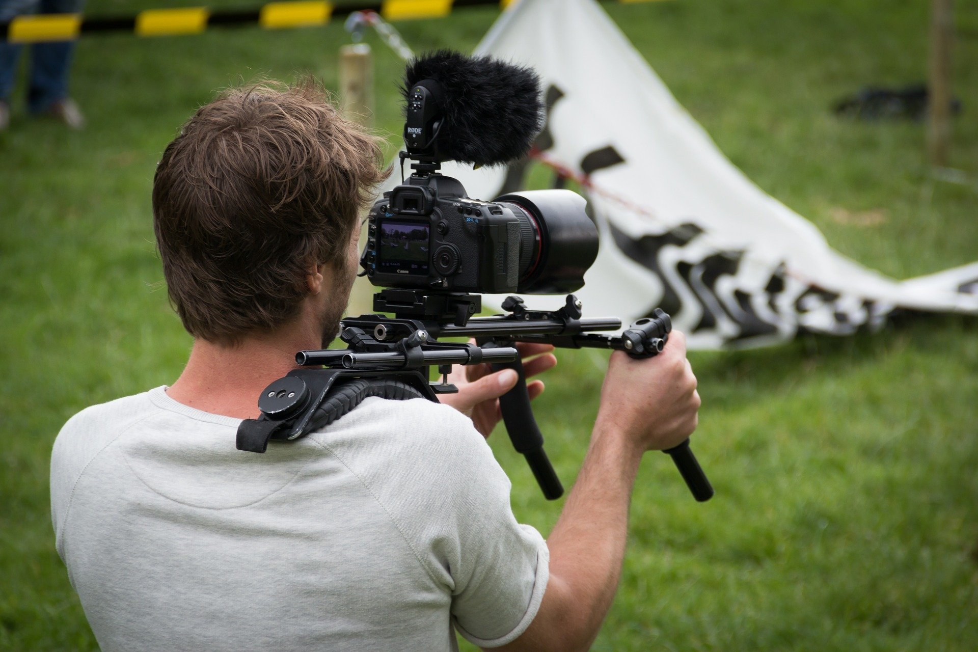 Casting comédien noir entre 16 et 20 ans pour un rôle dans une série télévisée