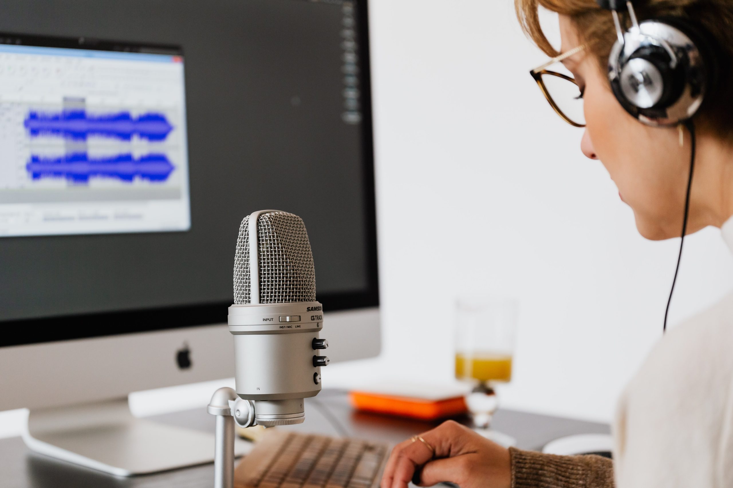 Casting femmes parlant français avec certains accents spécifiques, pour l&rsquo;enregistrement d&rsquo;une publicité audio