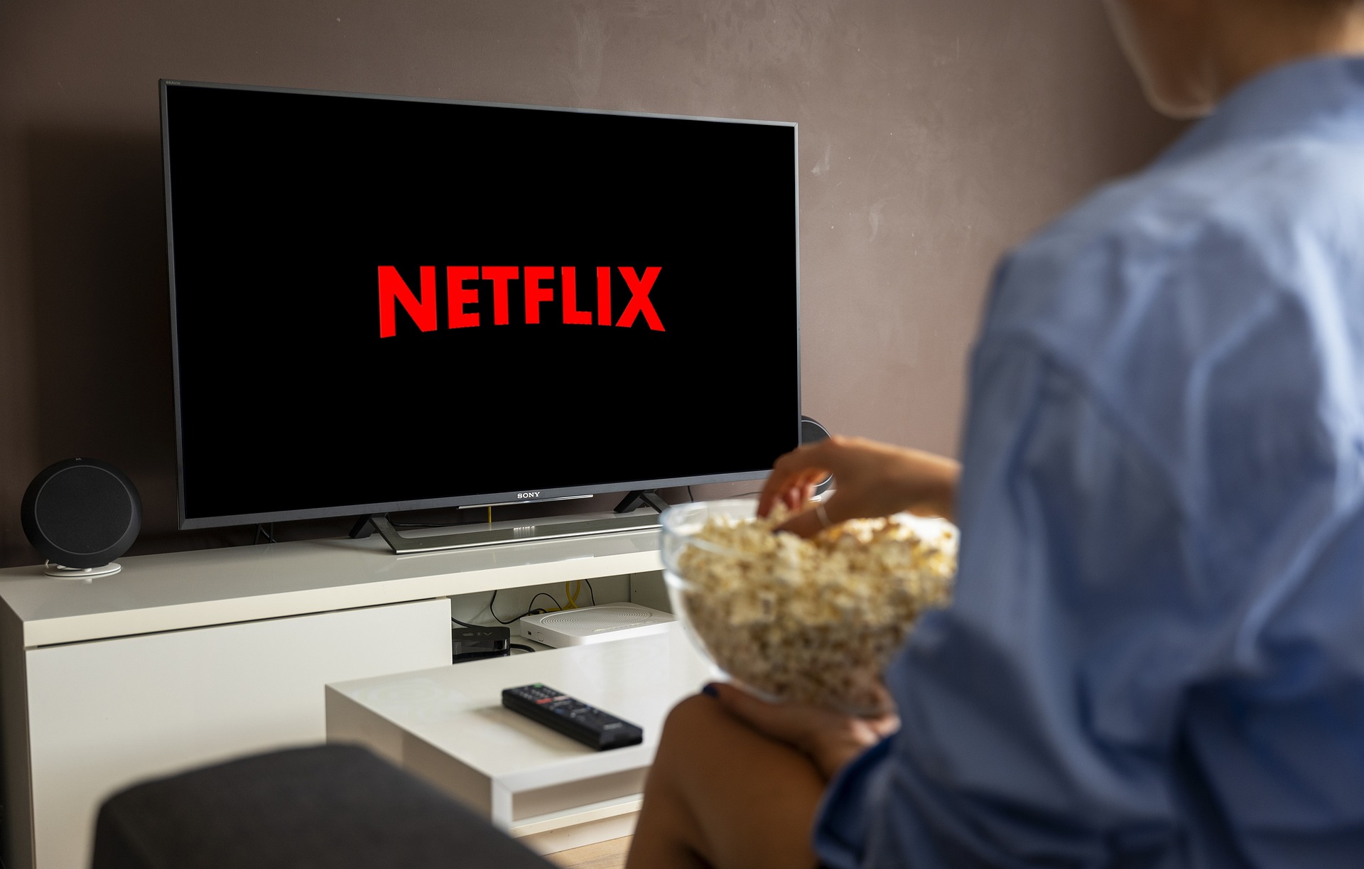 Casting figurants en nombre, 45-75 ans, pour le film Netflix « Fenêtre sur Tour » à Paris