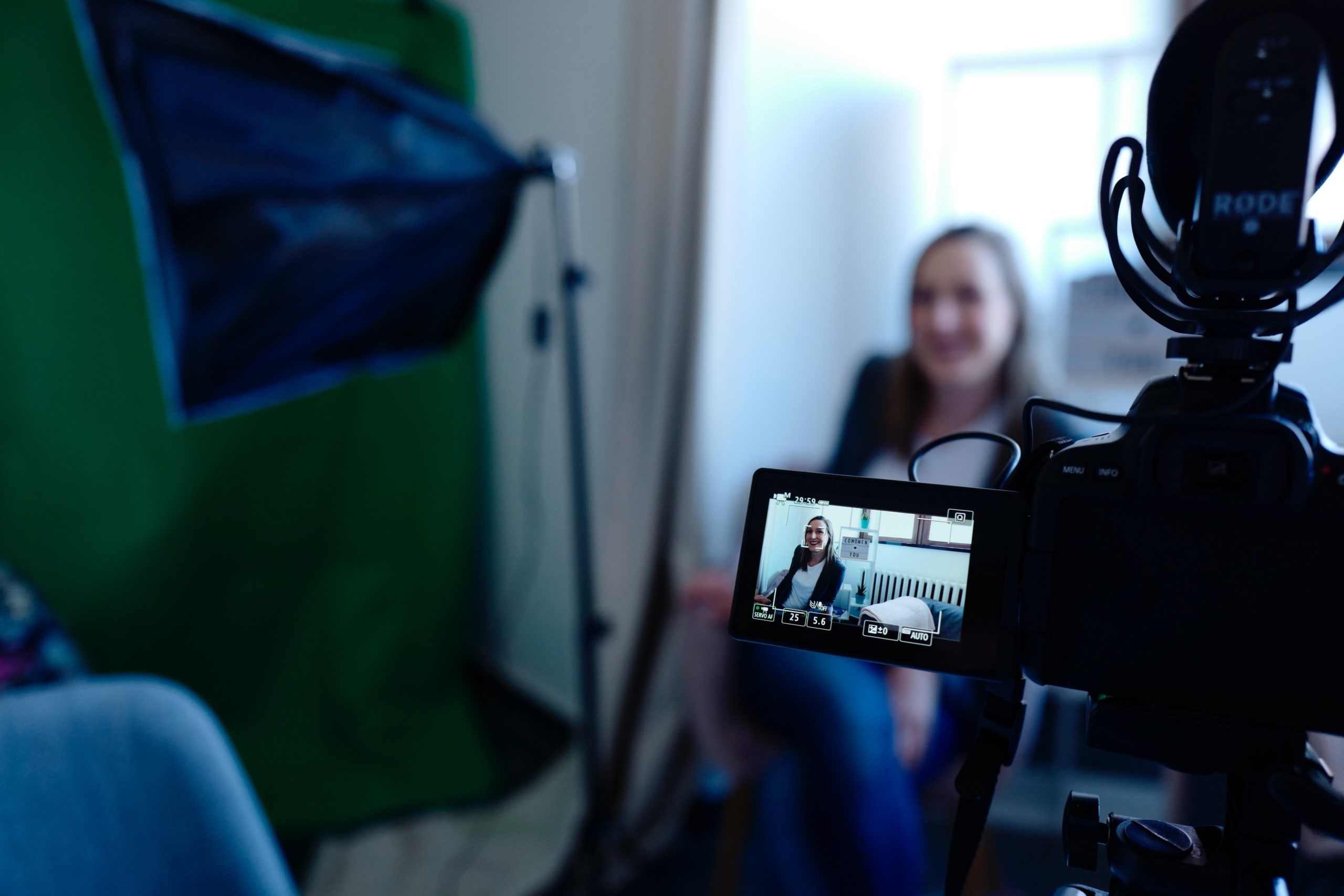 Casting jeunes comédiennes pour un long métrage à Paris